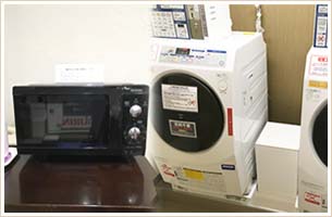 コインランドリーや電子レンジも設置